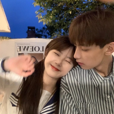 甜蜜情侣头像 一男一女情头(优选24张)