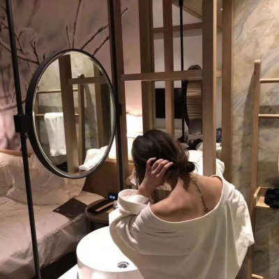 2023气质女头像高清图片(共22张)