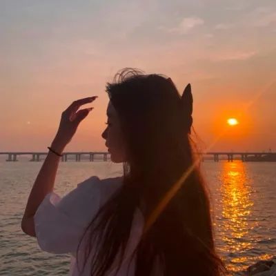 清新文艺女青年的头像(优选24张)