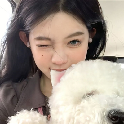 高级质感的女生头像(共24张)