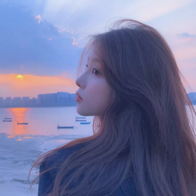 高级质感的女生头像(共24张)