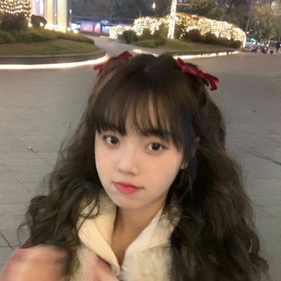 高级质感的女生头像(共24张)