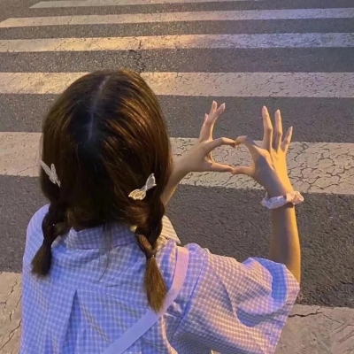 高级质感的女生头像(共24张)