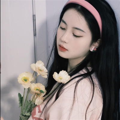 高级质感的女生头像(共24张)