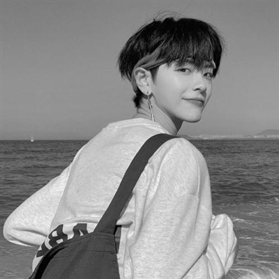 高清男头黑白伤感图片(优选20张)