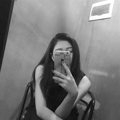 黑色高清头像女生头像(优选24张)