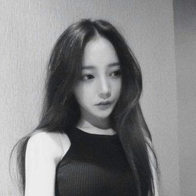 黑色高清头像女生头像(优选24张)