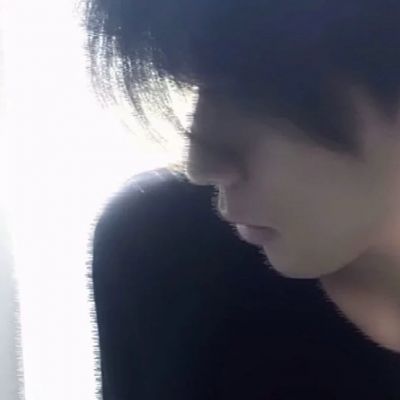 男生暗系帅气头像图片(精选20张)