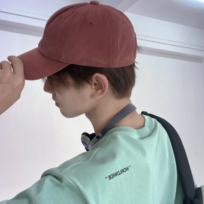 男生暗系帅气头像图片(精选20张)