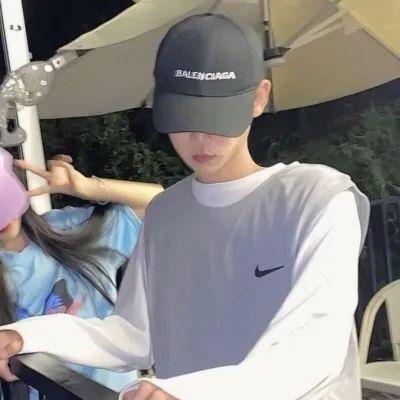 2023情侣头像 一男一女情头(共24张)