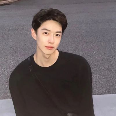 又霸气又高冷的男生头像(精选32张)