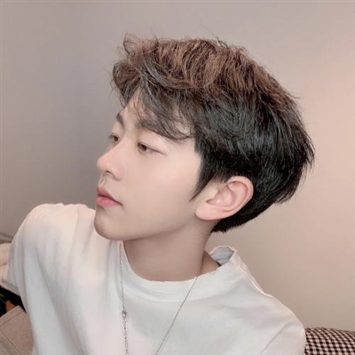 又霸气又高冷的男生头像(精选32张)