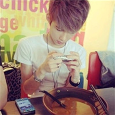 英俊潇洒帅气微信头像(精选32张)