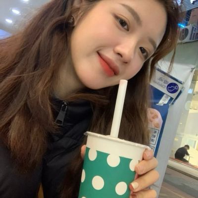 可爱意境小清新的qq女生头像图片(共24张)