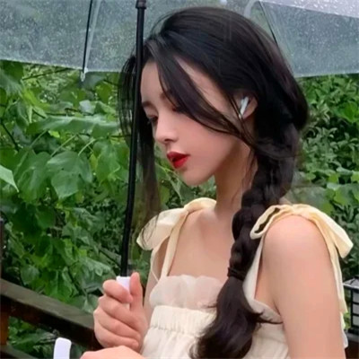 高清好看的女生头像自然清纯图片大全(共22张)