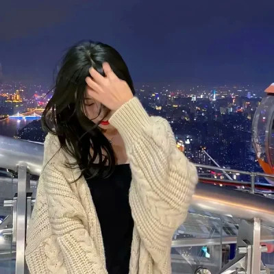 高清好看的女生头像自然清纯图片大全(共22张)