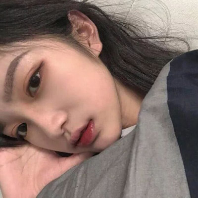 高清好看的女生头像自然清纯图片大全(共22张)