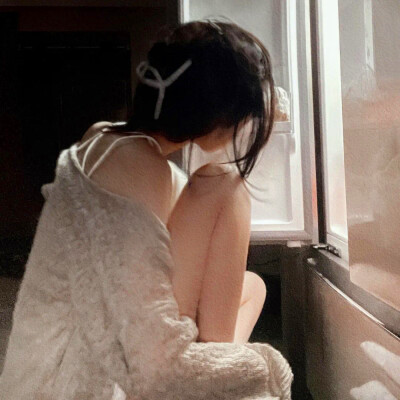 好看的高清女头像图片大全(共22张)