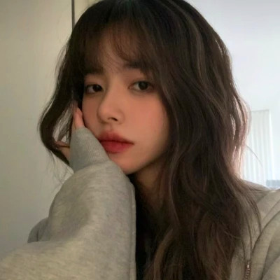 好看的高清女头像图片大全(共22张)