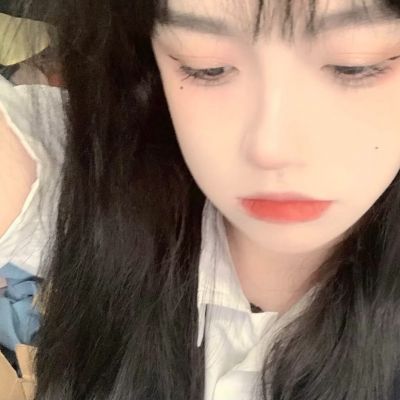 头像森系女生唯美图片(优选24张)