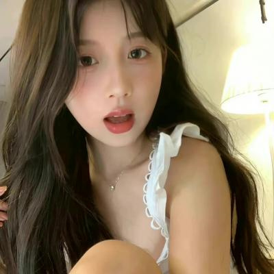 好看的长发女生头像(优选22张)