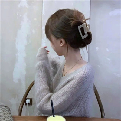 好看的高清头像女气质图片大全(精选16张)