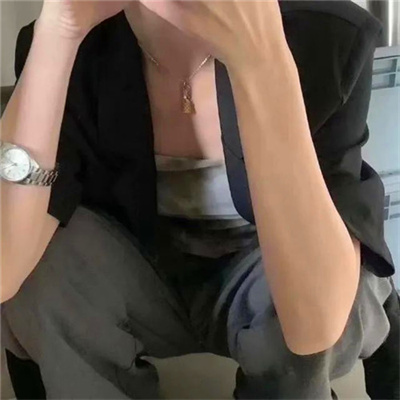 好看的高清头像女气质图片大全(精选16张)