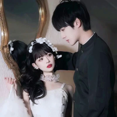 温柔宠溺的情侣头像(18张)