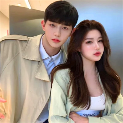 温柔宠溺的情侣头像(18张)