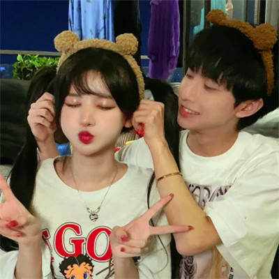 温柔宠溺的情侣头像(18张)