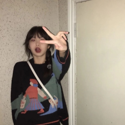 白月光女生头像温柔清新图片大全(共20张)