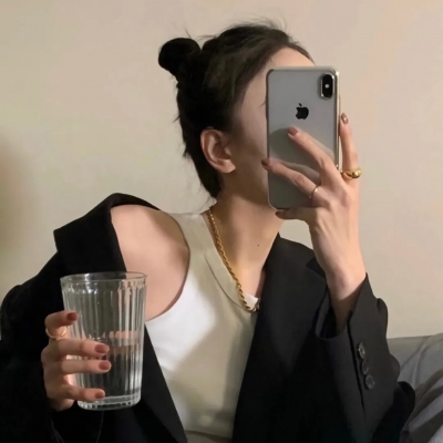 很唯美又很有高级的美女好看头像图片(22张)