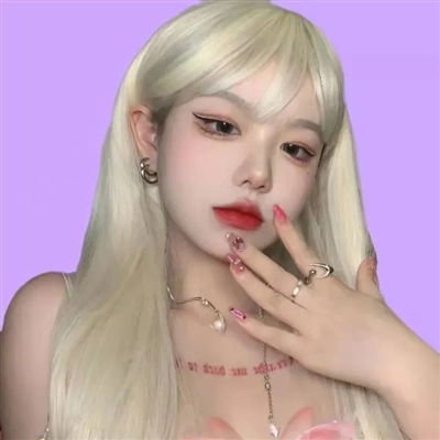 很唯美又很有高级的美女好看头像图片(22张)