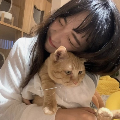 很唯美又很有高级的美女好看头像图片(22张)