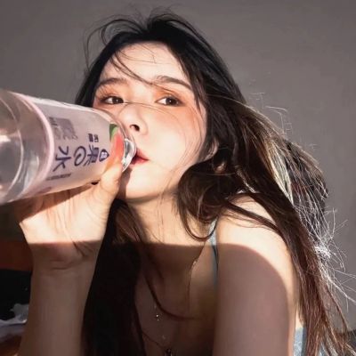 高清好看的个性时尚头像女生图片大全(精选14张)