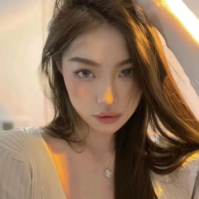 白月光女生头像温柔清新图片大全(共20张)