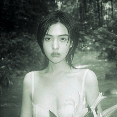 2223最新版的女生霸气头像(优选20张)