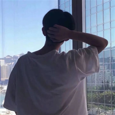 2023干净阳光的男生头像(22张)