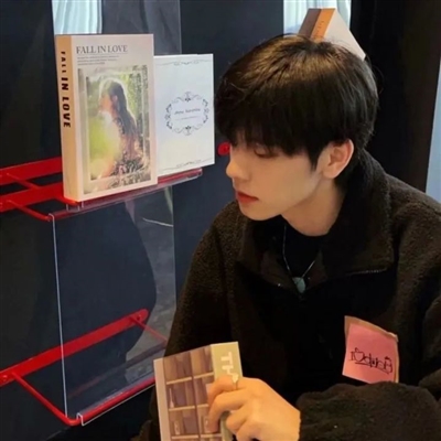 2023干净阳光的男生头像(22张)