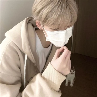 2023干净阳光的男生头像(22张)