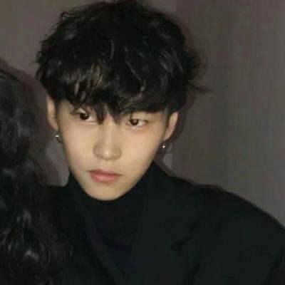 非主流情侣头像图片一人一张(优选16张)