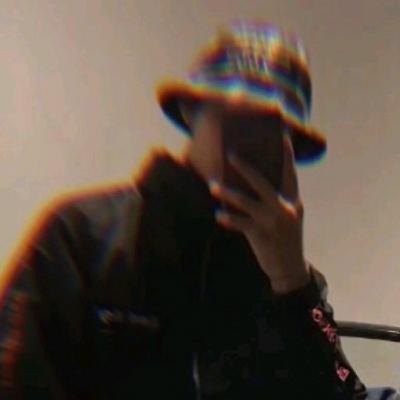 好看的情侣头像图片大全一人一张(18张)