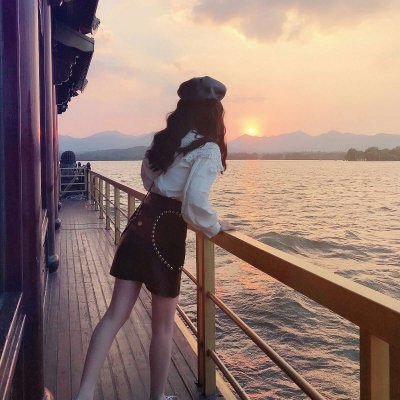 好看的情侣头像图片大全一人一张(18张)