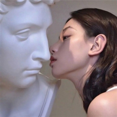 高贵精致的女生头像(优选20张)