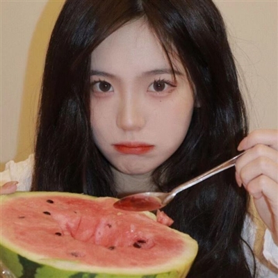 高贵精致的女生头像(优选20张)