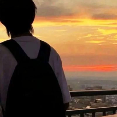 2023男生头像冷酷帅气图片(精选24张)