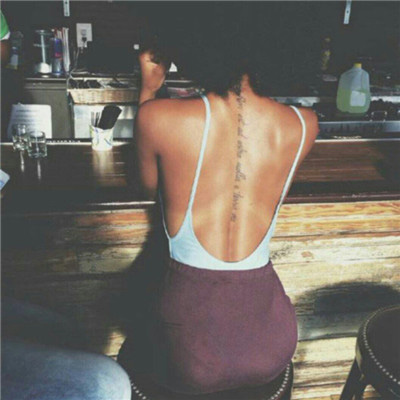 时尚美女背影图片头像大全(20张)