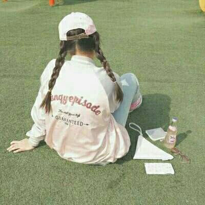 时尚美女背影图片微信头像(优选22张)