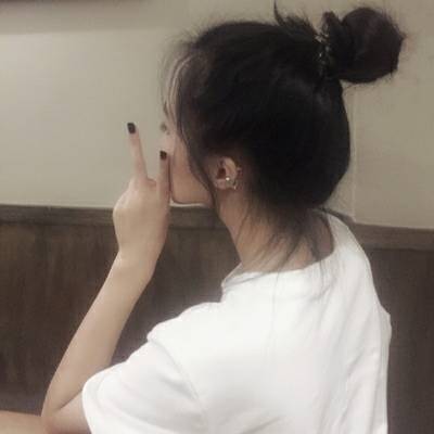 时尚美女背影图片微信头像(优选22张)