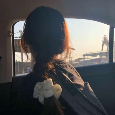 美女头像背影高清头像(共22张)